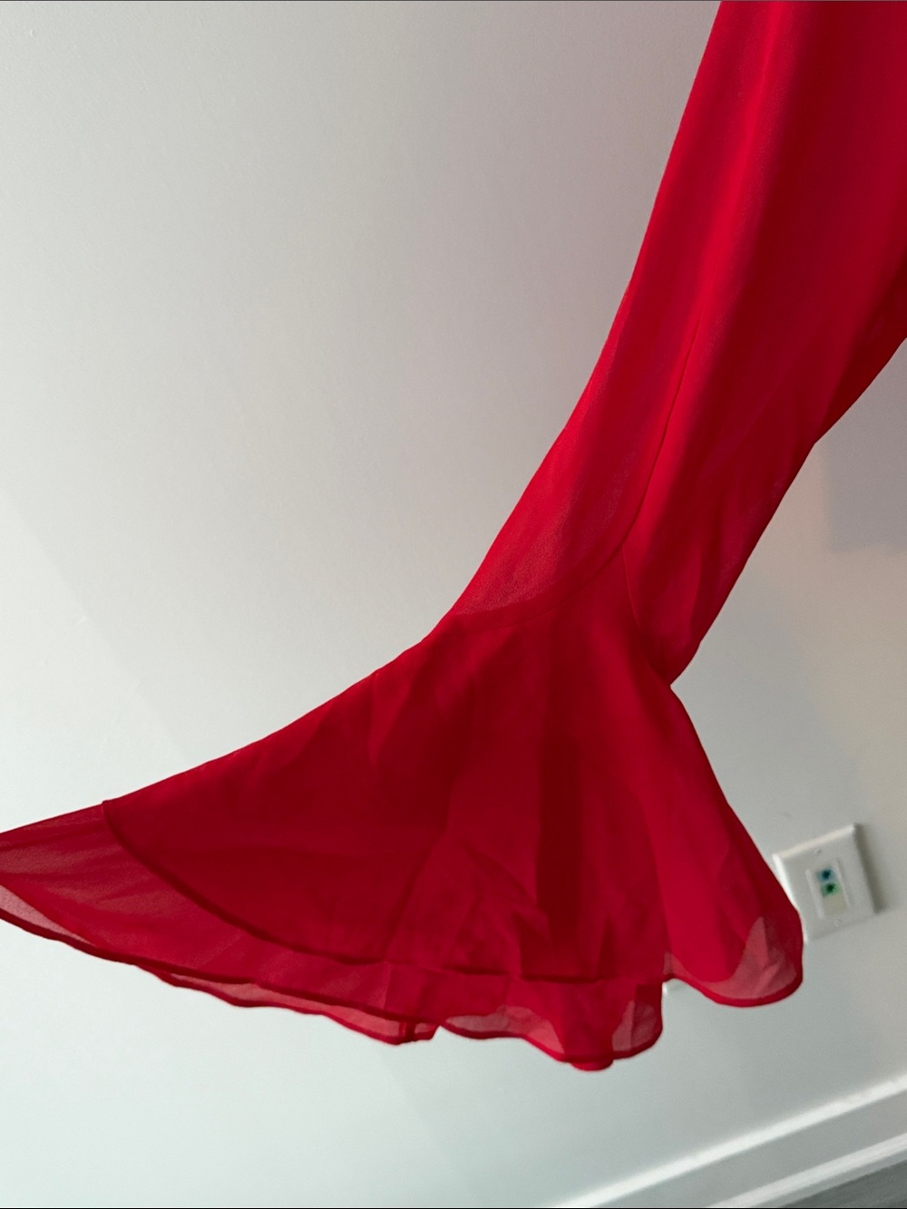 Reitmans Bright Red Ruffled-Sleeve Blouse - Picture 6 of 9